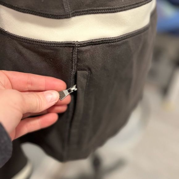 🌸Lululemon Jacket  - Picture 4 of 5